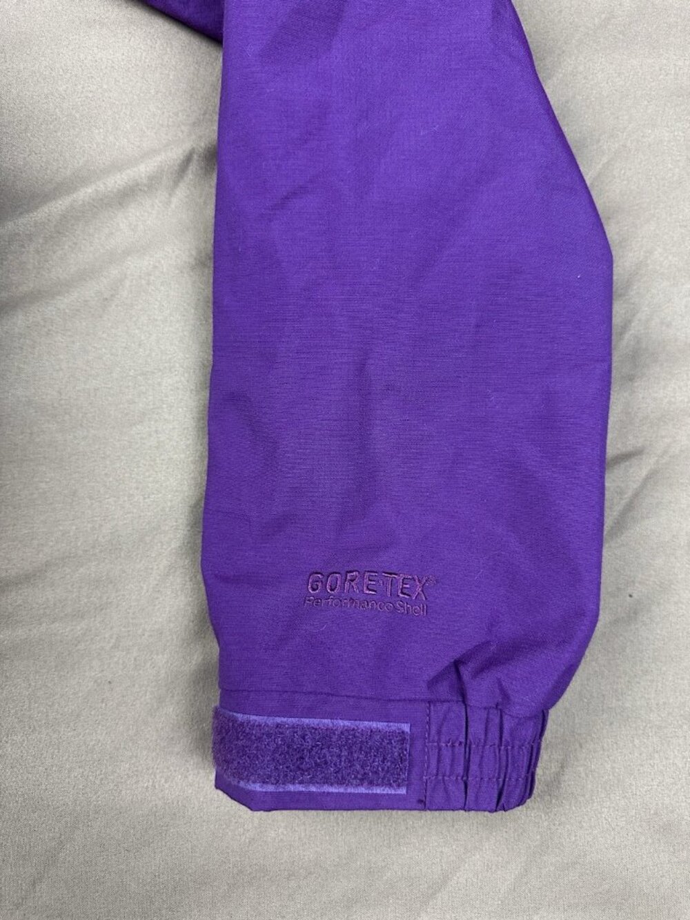Cabelas Gore-Tex Rain Jacket Womens Medium Purple Full Zip Hooded Outdoor Casual - Picture 9 of 16